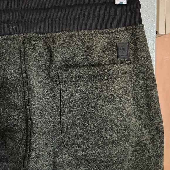 Southpole Jogger Sweatpant   Kids Size L (14-16)  NWT - Picture 2 of 7